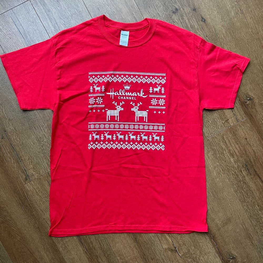 Gildan Shirt Mens L Red Cotton Hallmark Chanel Ugly Christmas Holiday Reindeer